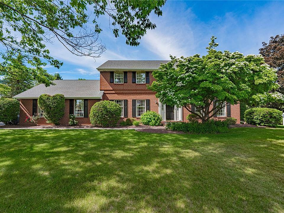 1st image of 2855 Meadow Ln N