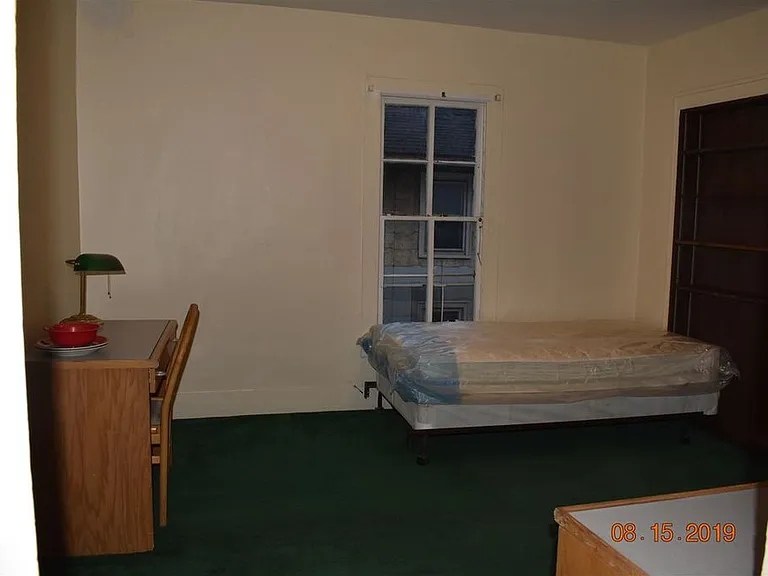533 Elizabeth St #1 — Photo 3
