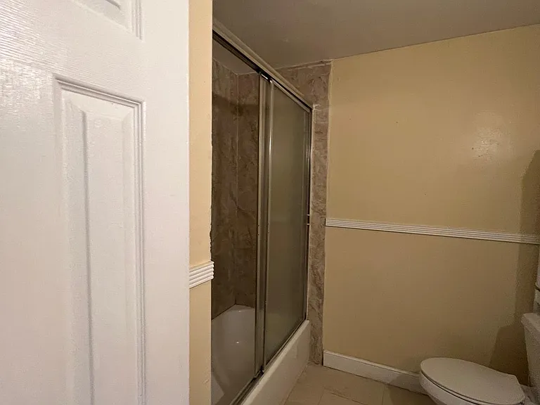 5411 NW 22nd St #5411 — Photo 8