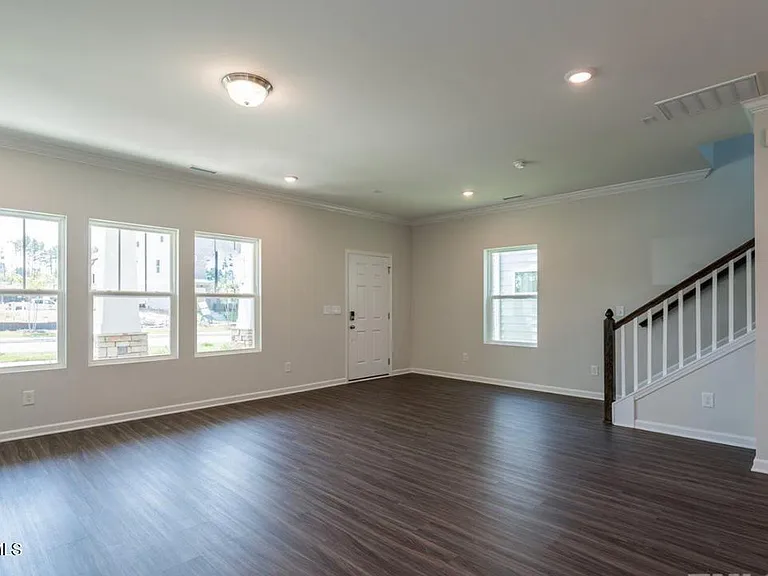 4215 Mahal Ave — Photo 5