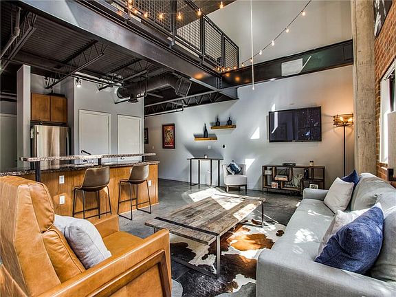 5th image of 3110 Thomas Ave APT 102