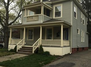 16 Lincoln St #2, Chicopee, MA 01020