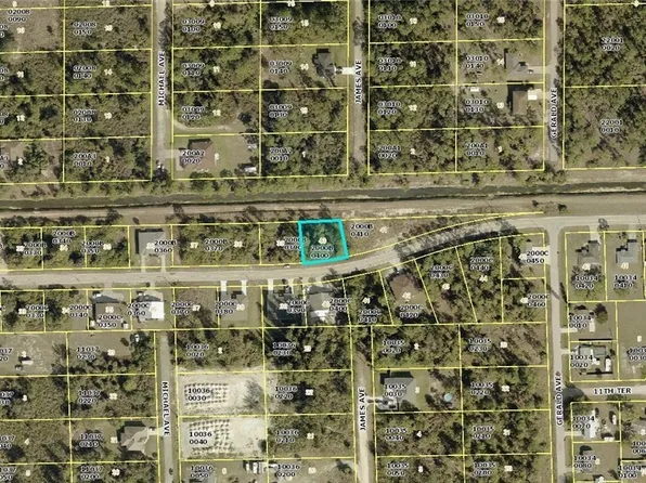 2031/2033 E 12th St, Lehigh Acres, FL 33972