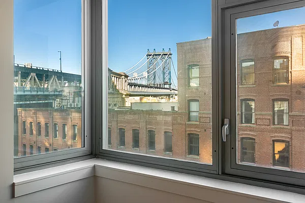 100 Jay Street #8B