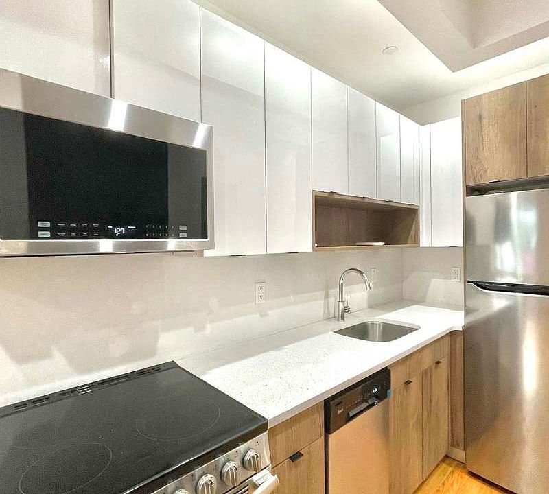 1st image of 1592 Lincoln Pl #1B