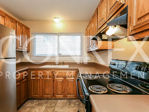 3rd image of 3026 N Acoma Dr