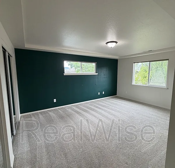 623 Heber Ln — Photo 25