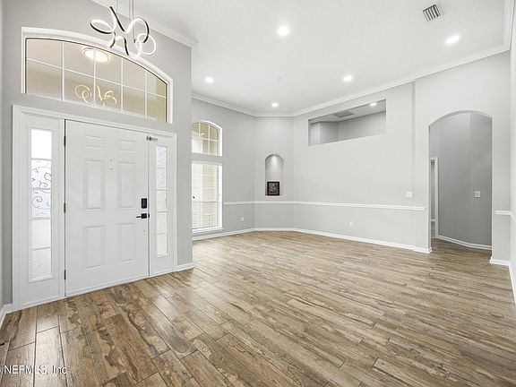 5th image of 2825 S PORTOFINO Road