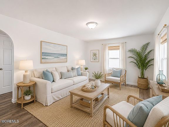 4th image of 118 Taylor Avenue