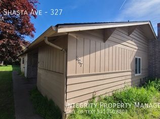 327 S Shasta Ave #327, Eagle Pt, OR 97524