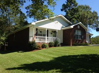 3615 Rosewood Dr, Hattiesburg, MS 39401