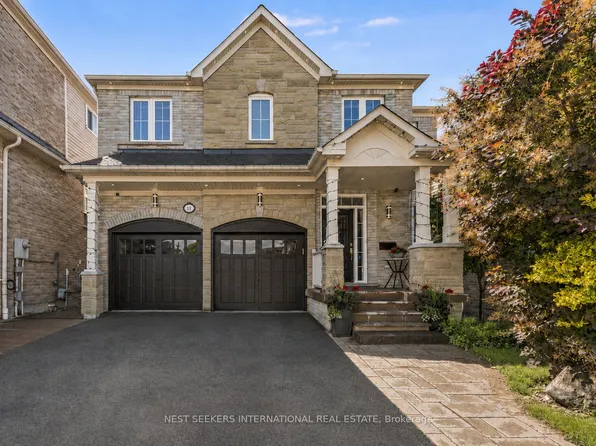 11 Bambridge St, Ajax, ON L1Z 1R4