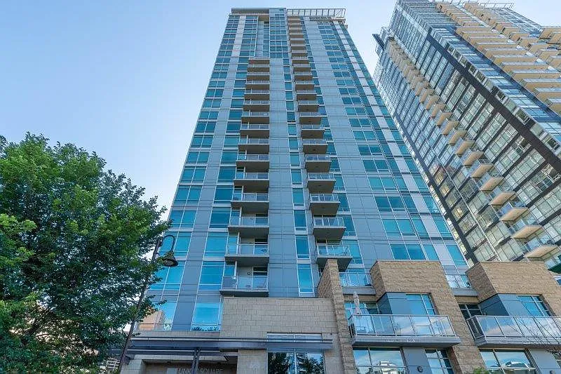 2 bed, 900 sqft, $2,800 — Photo 1