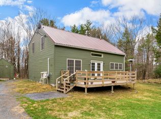 17 Park Place Ln, Chelsea, ME 04330