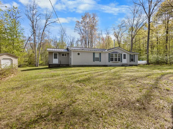 1640 Patty K Ln, Harrison, MI 48625