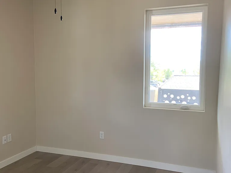 402 E Birch Ave #1 — Photo 14