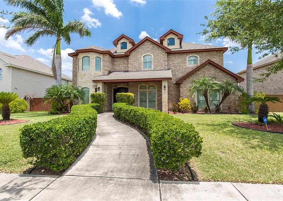 1st image of 3305 Grand Canal Dr