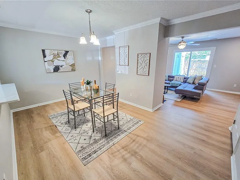 635 Biltmore Dr — Photo 6