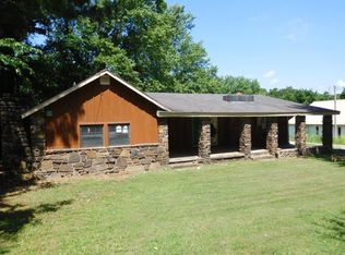 1535 N John Miller Rd, Fayetteville, AR 72704