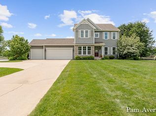 11355 Brielle Ln, Nunica, MI 49448