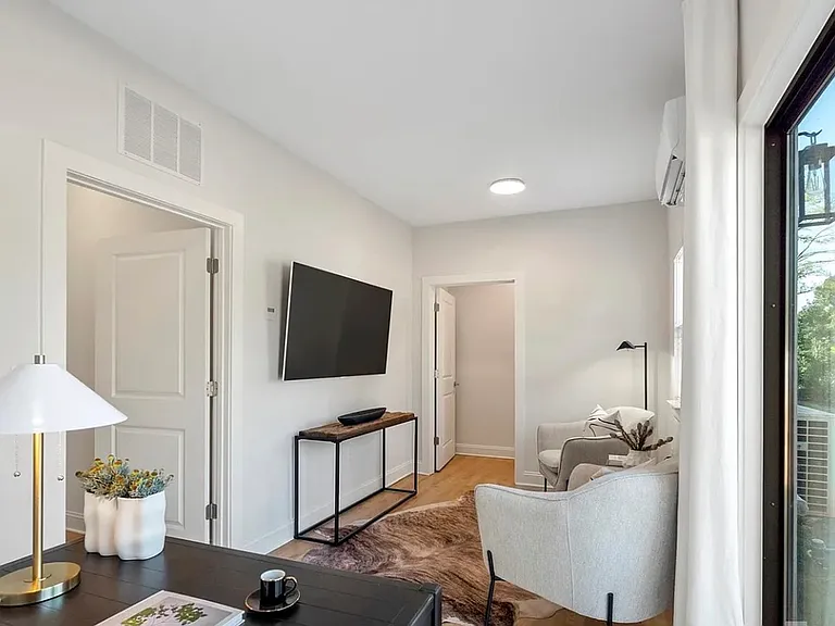 1104 Wonder Way — Photo 11