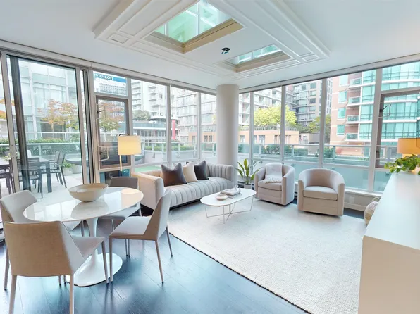 833 Homer St Unit 505, Vancouver, BC V6B 0H4