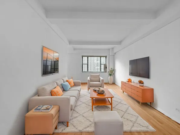 3616 Henry Hudson Parkway image 1 of 26