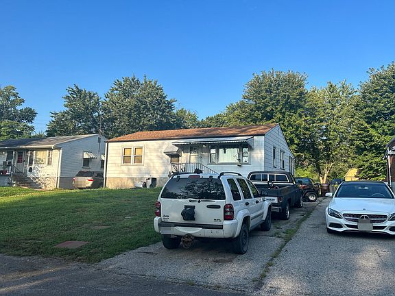 2nd image of 411 Warford Ave