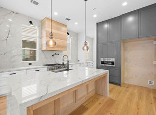 1524 Nicholson St, Houston, TX 77008