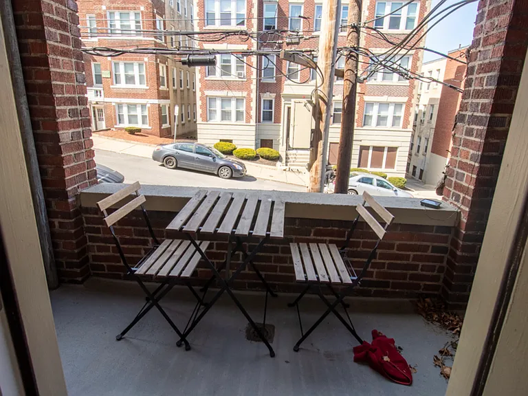 120 Brainerd Rd #4 — Photo 3