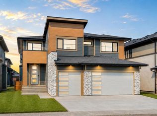 8 E North Bridges Gln, Langdon, AB T0J1X3