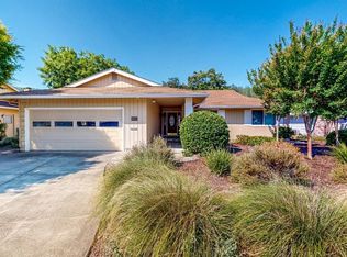 6522 Stone Bridge Rd, Santa Rosa, CA 95409