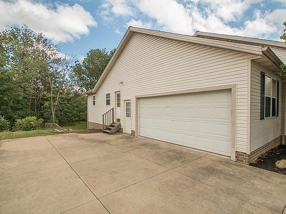 2nd image of 846 Premiera Dr
