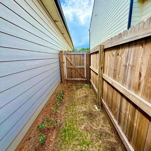 2015 Waycross Ln — Photo 48