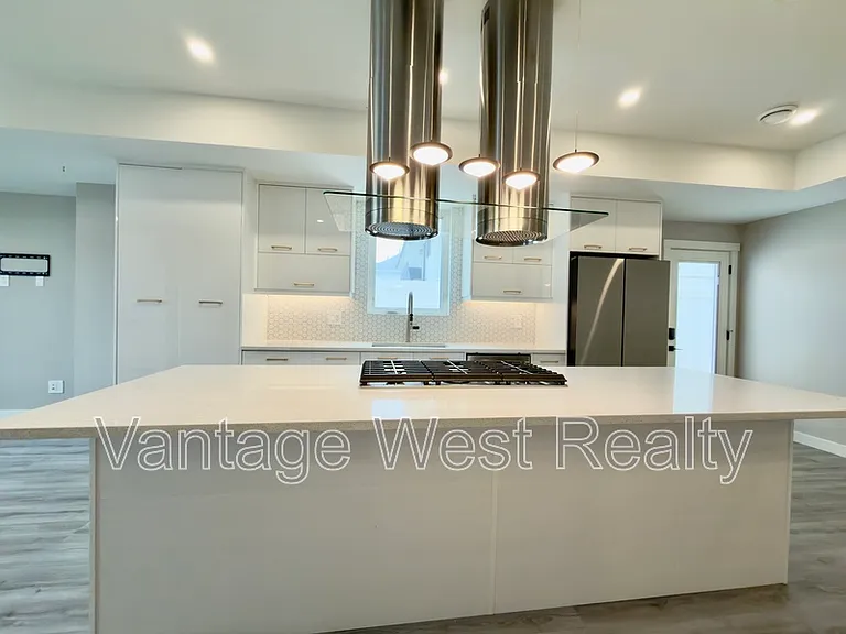 800 Morrison Ave #3 — Photo 5