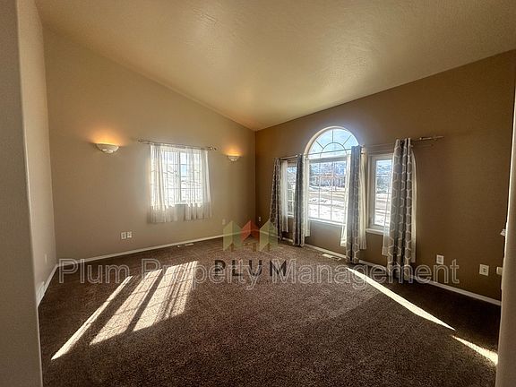 5th image of 6896 Joy Dr