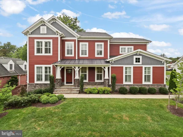 3744 Chain Bridge Rd, Fairfax, VA 22030