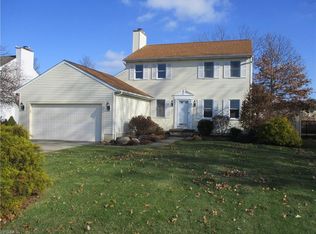 5933 Oak Point Rd, Lorain, OH 44053