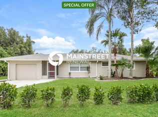 8 McArthur Ave, Lehigh Acres, FL 33936