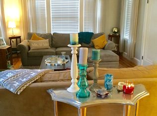 404 River Ave, Providence, RI 02908