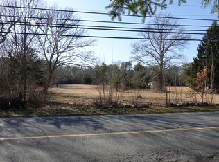 265 Braley Hill Rd, Rochester, MA 02770