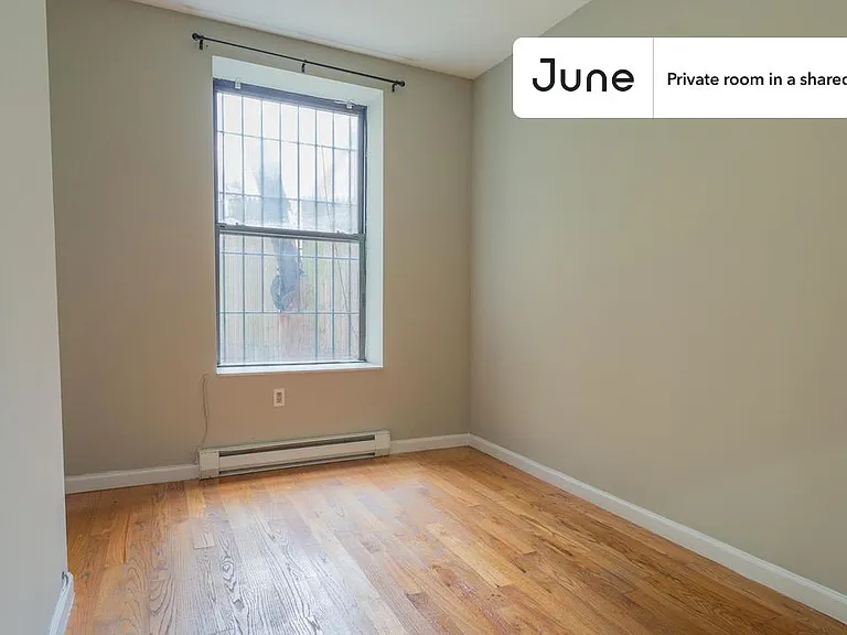 354 Cathedral Park Way #D — Photo 4