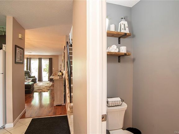 5th image of 22 Villa Dr #13-6