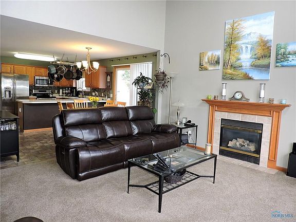 4th image of 836 Wood Sorrel Ln