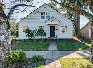 1016 NE 2nd St, McMinnville, OR