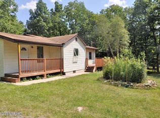 1072 Toll Rd, Effort, PA 18330