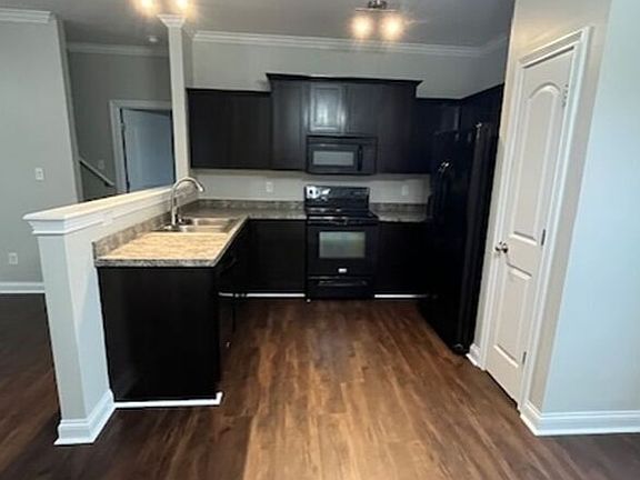 2nd image of 3134 Ferngrove Way