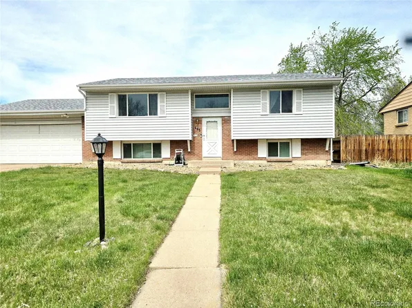 465 Salem Street, Aurora, CO 80011