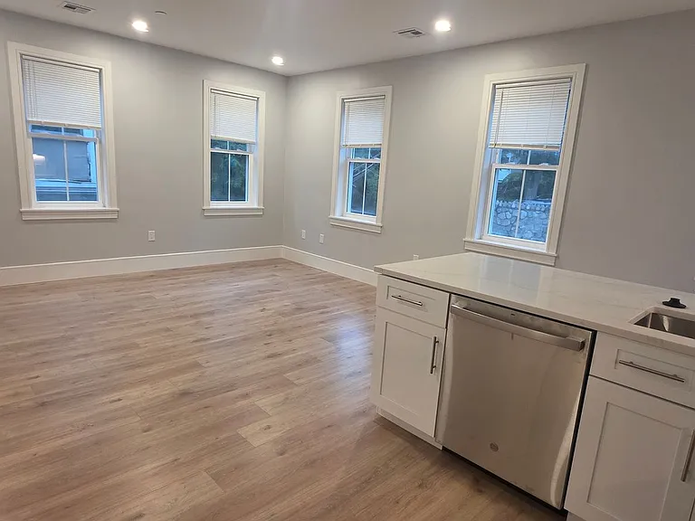 124 Kenrick St #60 — Photo 2