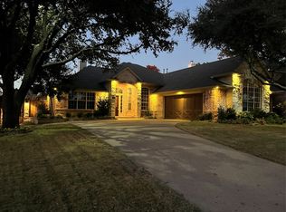 4501 Meadowcove Dr, Rowlett, TX 75088